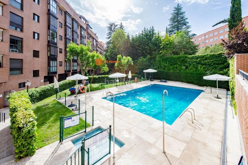 Foto 815f2302-3604-4599-a433-39bd7e3aaddd. Àtic amb calefacció piscina a Palos de Moguer Madrid