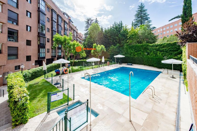 Foto cb871237-2a6b-4246-8f71-0917115941b9. Àtic amb calefacció piscina a Palos de Moguer Madrid