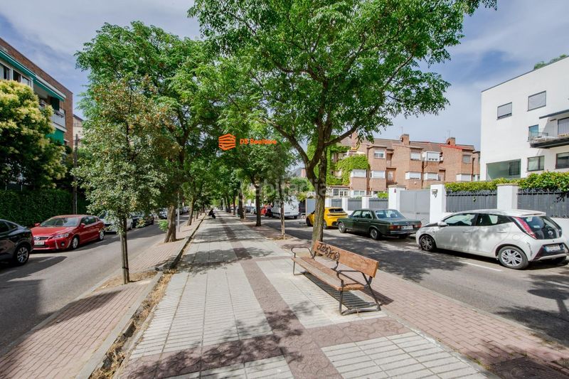 Foto 547f2a57-bd62-4695-9275-577bef8a13f2. Casa adossada amb calefacció a Colina Madrid
