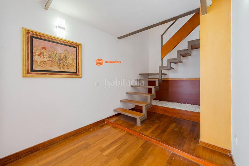 Foto 9a3a901d-5286-43c2-a267-a6b539212b60. Casa adossada amb calefacció a Colina Madrid