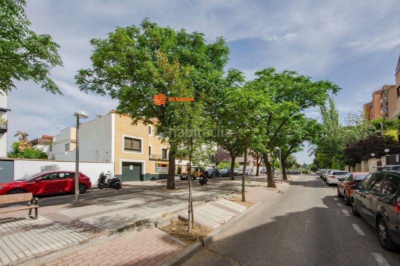 Foto a56bf7cb-aa18-4736-99cb-fb49e0c0235e. Casa adossada amb calefacció a Colina Madrid
