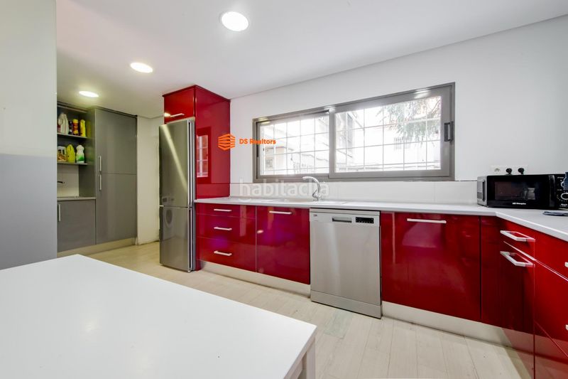 Foto b1a06e58-a893-4e1d-bf8d-aa516aeed05e. Casa adossada amb calefacció a Colina Madrid