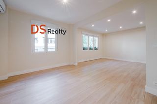 Flat in Avenida bruselas 48. Piso reformado a estrenar en la mejor zona de parque de las aven