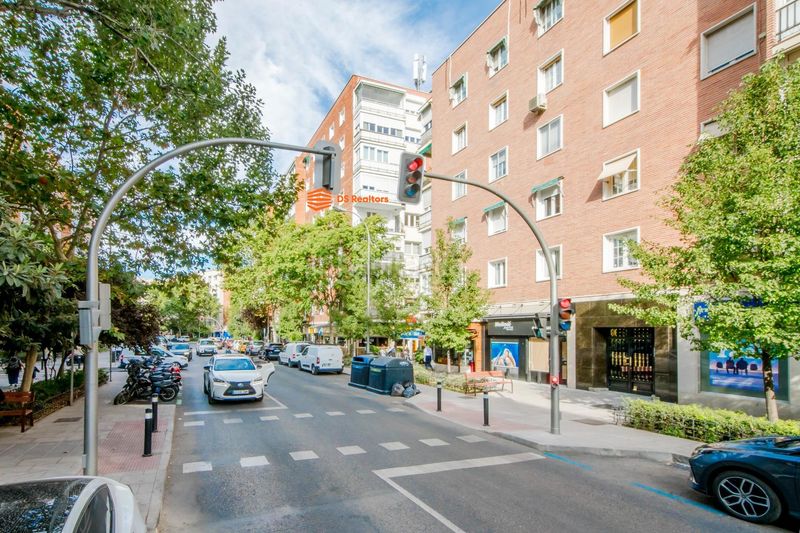 Foto 0ad80237-aebc-4706-af7c-be697fc53284. Pis a avenida bruselas 48 a Guindalera Madrid