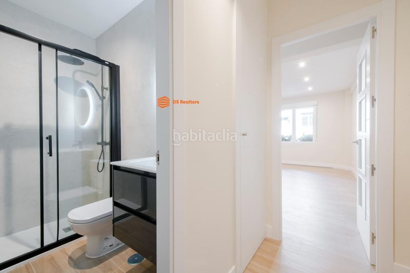 Foto b57fee09-f620-49da-8d86-93d8fd2186ce. Pis a avenida bruselas 48 a Guindalera Madrid