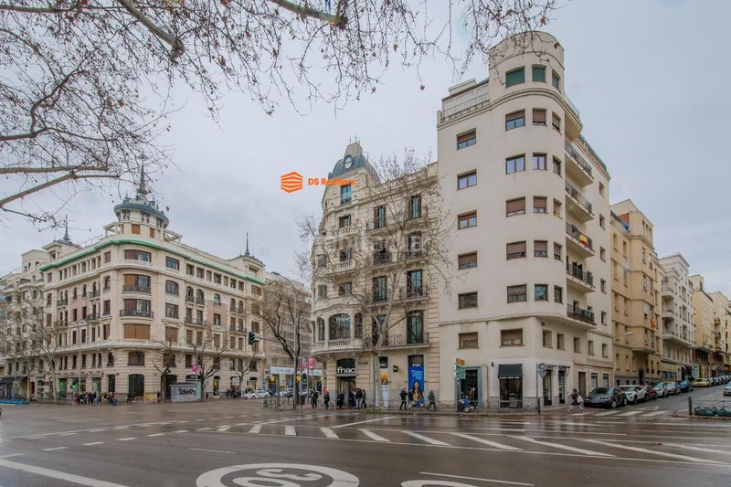 Foto 6337fe41-a911-4921-aa10-53d320258117. Àtic a calle espartinas 7 a Goya Madrid
