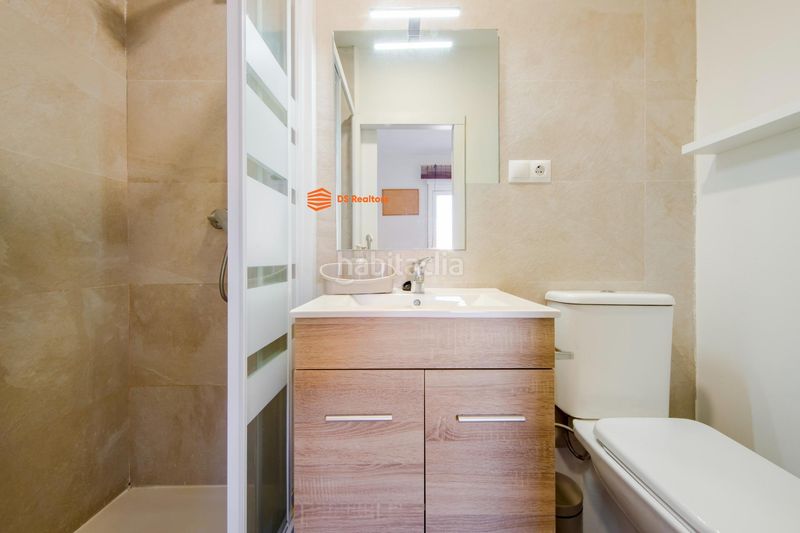 Foto eb98c94d-271e-43aa-8907-86f12a2c9dd9. Flat with heating in Imperial Madrid