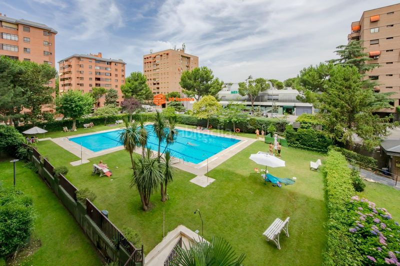 Foto 8d209576-65f4-4847-82c7-19aa480f4685. Pis amb calefacció aparcament piscina a La Paz Madrid