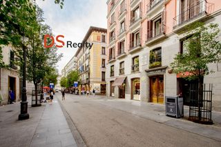 Flat in Calle del Arenal
