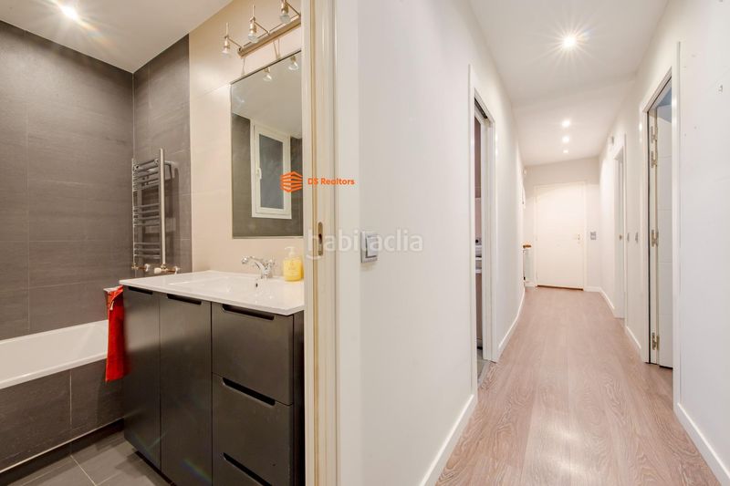 Foto c1fae5e6-a166-4c3a-98c6-1b45c0dd984d. Flat with heating in Sol Madrid
