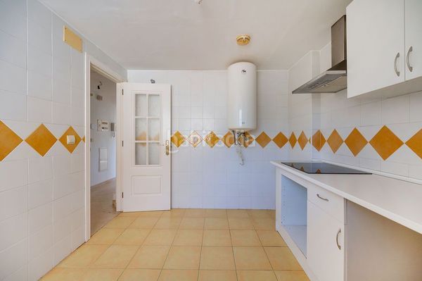 Foto b8a8d9b6-ea0a-417d-85e6-b1f922af45a6. Dúplex a Romana Playa Marbella