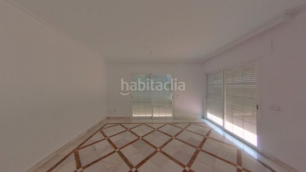 Foto 0f4a53bf-6cc9-4aed-88bc-d531e1648939. Dúplex amb piscina a Puerto Banús Marbella