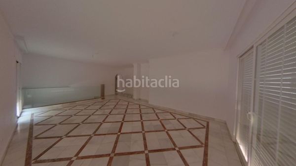 Foto c9778687-cb0c-4d8a-8b9c-3a72e19dc38e. Dúplex amb piscina a Puerto Banús Marbella