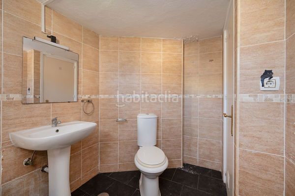 Foto ae33cf44-e6f1-491a-83ca-9c8b6baf0d56. Pis amb piscina a Calahonda Mijas