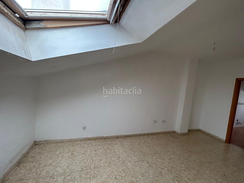 Foto b140c2f5-f65e-4a9f-8eb9-3bd6ccbbe075. Pis amb aparcament a Hispanidad - Vivar Téllez Vélez - Málaga