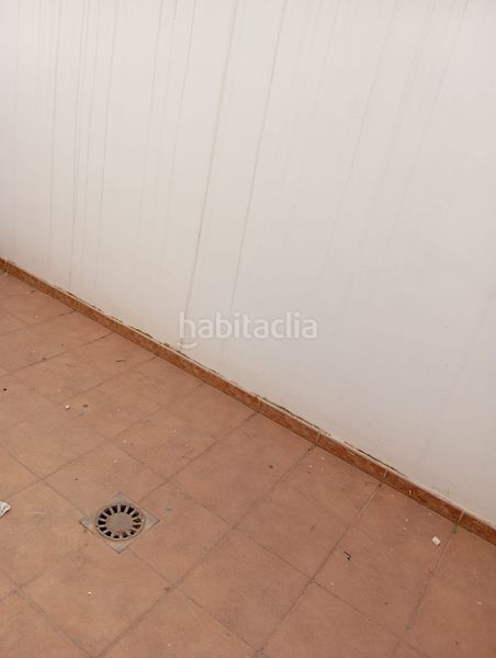 Foto 36ceae36-672c-4273-8251-fb6bc7bb221d. Pis amb aparcament a Parque Victoria Eugenia Málaga