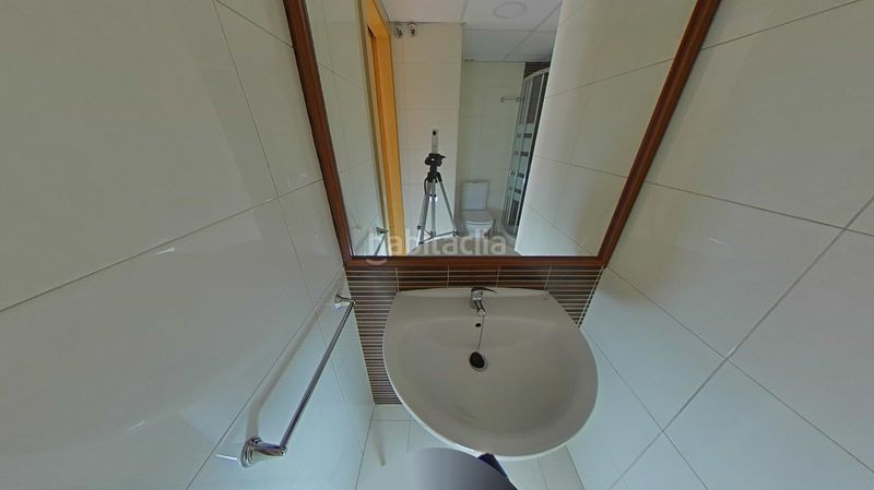 Foto 5ad2288f-ca68-41e4-a75f-287a76bbee7b. Piso  en venta en Los Castillejos - La Trinidad Málaga