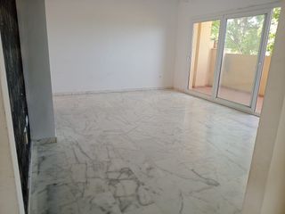 Pis  Avenida de las palmeras. Piso en venta - cancelada, estepona