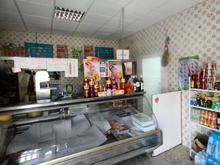 Geschäftsraum in La Banda - Campo de Fútbol. Oportunidad de negocio