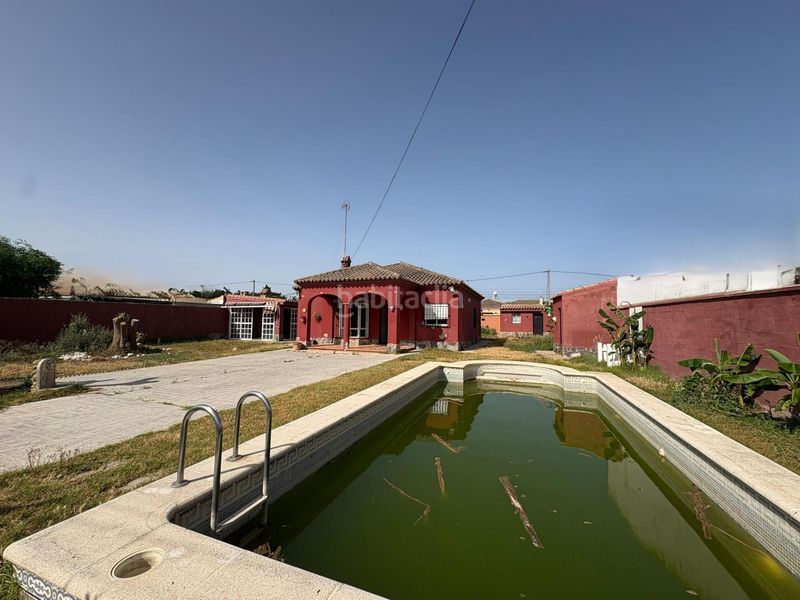 Foto e4fca65a-8acf-49df-a384-f424ca9c2cf5. Xalet amb piscina a Las Lagunas - Campano Chiclana de la Frontera