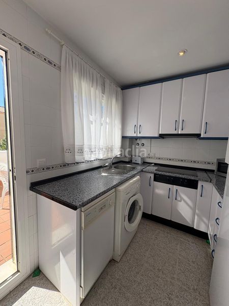 Foto 0cd84a94-c0b9-41af-a08c-8d6584f28be8. Apartament amb aparcament piscina a Novo Sancti Petri Chiclana de la Frontera