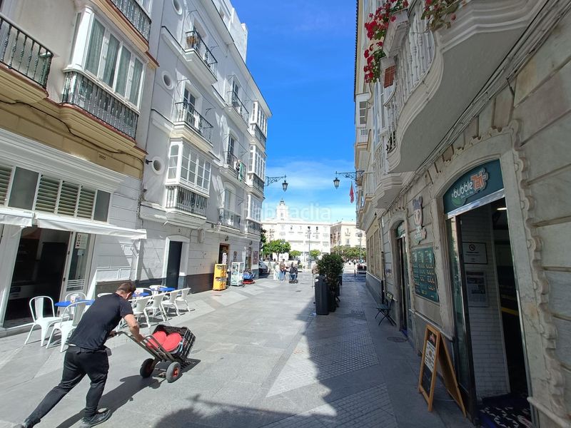 Foto ed7ff5a5-52ad-43e9-922e-994f24fd1711. Pis a Centro Histórico Cádiz