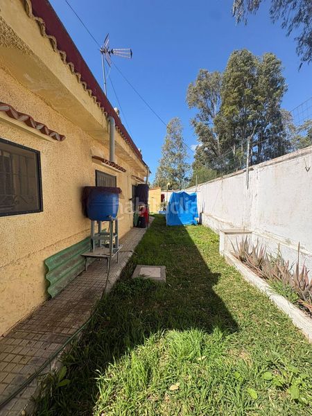 Foto 5efe9412-c75e-4ea0-92d5-df71204ba282. Casa amb piscina a La Coquina Chiclana de la Frontera