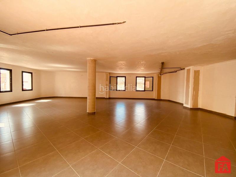 Foto 8ba238cd-ce02-4e3e-b67e-d293a4332a81. Lloguer local comercial a Bellvei