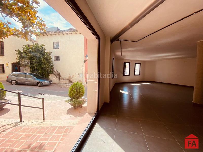 Foto b250cb31-36b1-4ef2-bd61-626daf8f572b. Lloguer local comercial a Bellvei