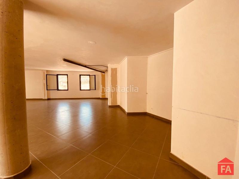 Foto d8895463-6eee-4181-a822-ded4051ed103. Lloguer local comercial a Bellvei