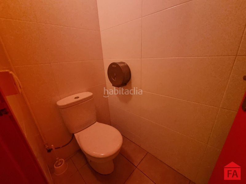 Foto 2dcf0bc9-a0fc-4339-b86a-cac1bdd8c55d. Local comercial a Roda de Barà