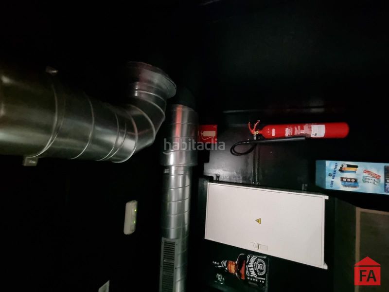 Foto ccab8051-f346-4c16-9d89-cd1b75a3ad5b. Local comercial a Roda de Barà