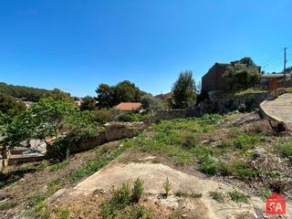 Residential Plot in Bellvei. Parcela de 660m2 urbanizable en baronia de mar.