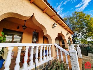 Casa a Llorenç del Penedès. 65686 casa independiente con cuadra para caballos en priorato de