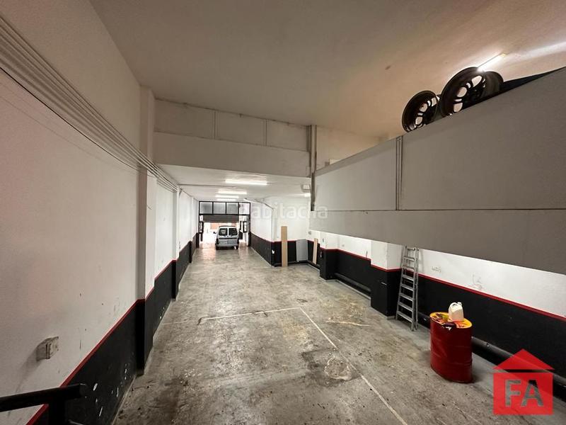Foto 74e9bd29-fb55-4740-961f-16827d02f6dd. Local comercial 70499 el vendrell, céntrico local 120 m2 en Vendrell (El)