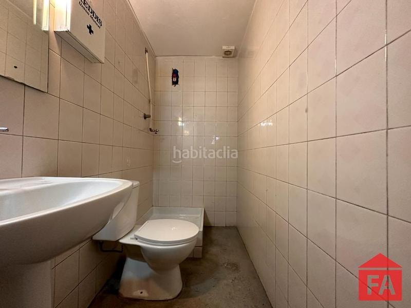 Foto a36468db-073a-488a-bf70-51c1c8796b84. Lloguer local comercial a Centre Vendrell (El)