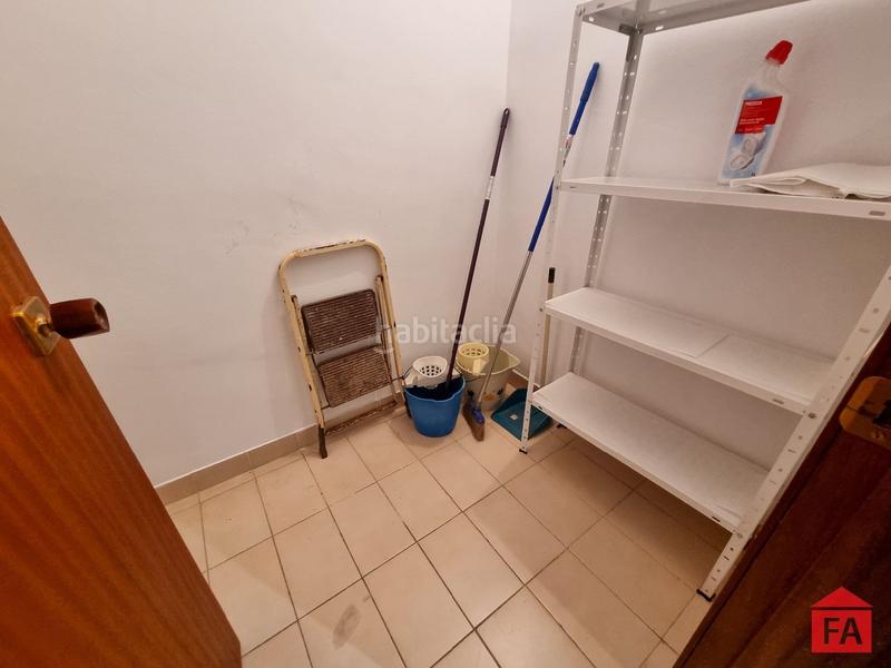 Foto fb9d87bb-d536-49ff-8203-3ed866e9d13b. Location bureau dans Centre Vendrell (El)