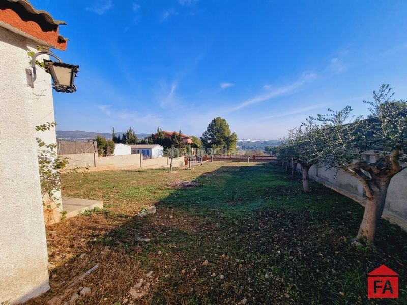 Foto 20ec215a-7cfa-49f0-b3ed-8ef4e1a0d585. Terreny residencial a Bisbal del Penedès (La)