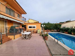 Casa  Joaquin torres garcía. 65786 oasis park, gran casa ideal para dos familias