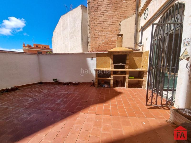 Foto a3d92e8a-7fb2-4f6d-8adf-a903039e73f0. Casa adossada amb calefacció a Centre Vendrell (El)