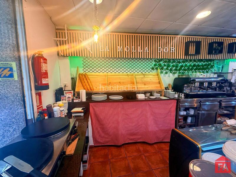 Foto 01aa54d3-ba4a-4fb1-a9c5-2a6d1dca131a. Alquiler local comercial 8469 el vendrell centro, local montado como barcafetería en Vendrell (El)