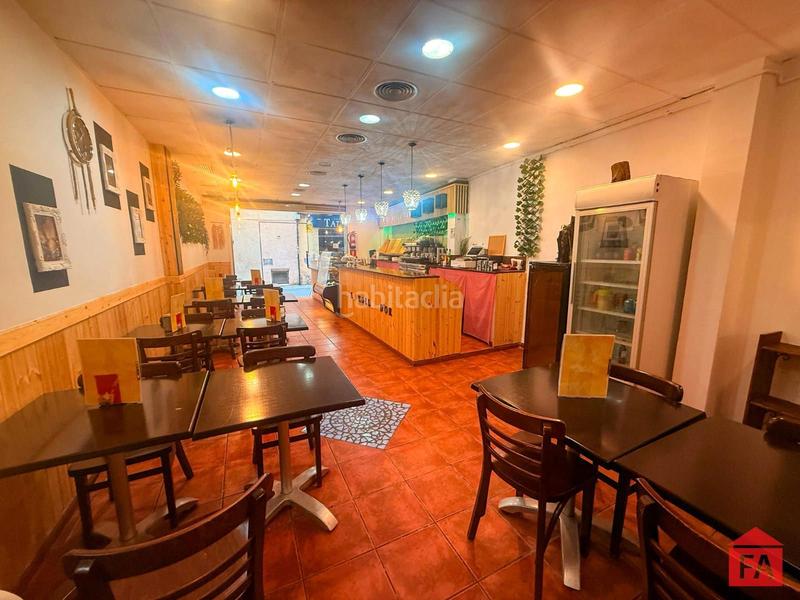 Foto 89c6b39b-7025-4b5c-b633-d6bab6a53341. Alquiler local comercial 8469 el vendrell centro, local montado como barcafetería en Vendrell (El)