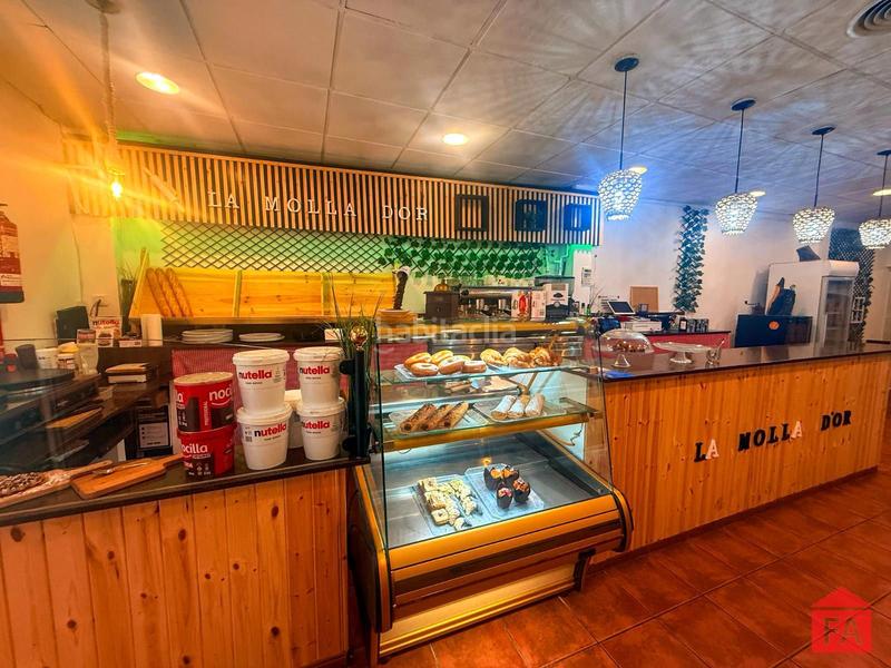 Foto b4ba7d78-4356-4dbe-85a6-a687162f4b2f. Alquiler local comercial 8469 el vendrell centro, local montado como barcafetería en Vendrell (El)