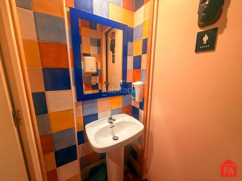 Foto 9e0c5e5b-69b4-4021-8cf3-c16af70b4d8d. Lloguer local comercial a Centre Vendrell (El)