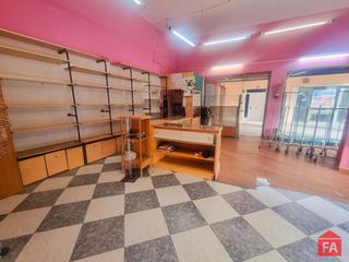 Geschäftsraum in Centre. 70511 el vendrell, 3 locales en venta
