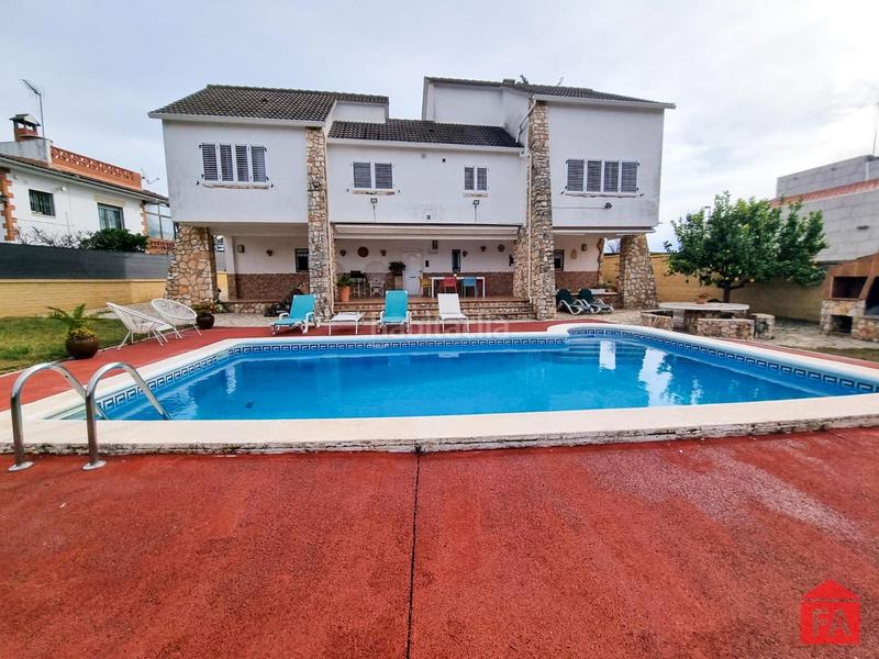 Foto 1377fe2a-e5a4-481d-8487-aa5ead77a4f6. Casa con riscaldamento parcheggio piscina in Creixell