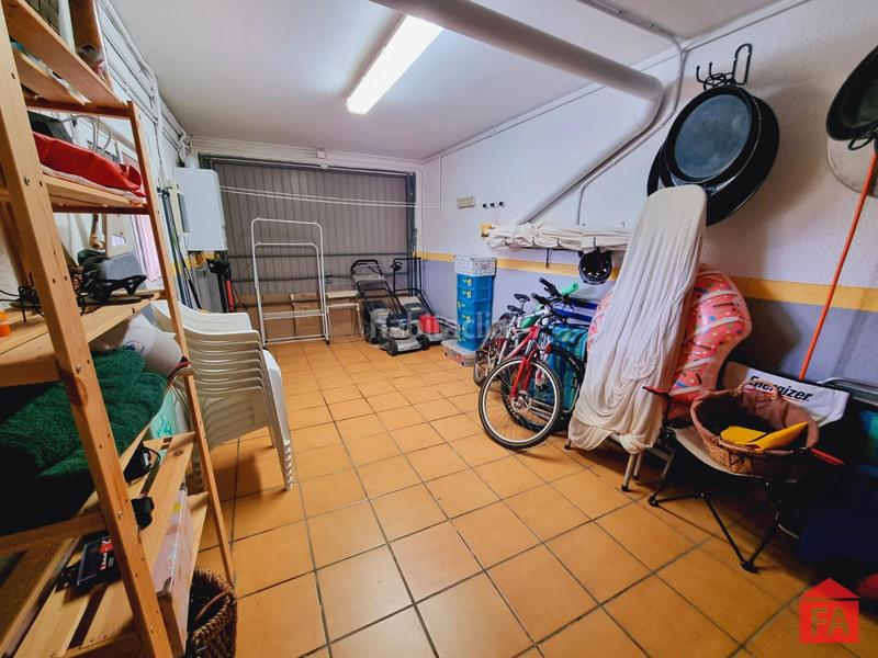 Foto 5778c205-0809-4ba3-a189-38046fa6285a. Casa con riscaldamento parcheggio piscina in Creixell