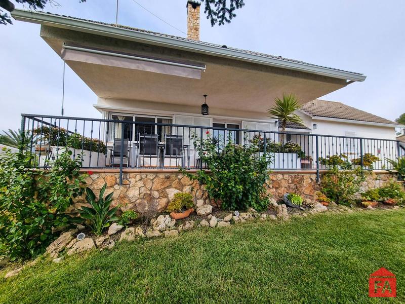 Foto 724f9cb1-b5a1-4b90-94f6-1e1d6a721a2e. Casa con riscaldamento parcheggio piscina in Creixell