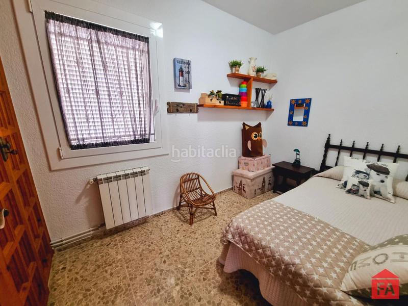 Foto 8292044d-1060-4bd8-bea1-b7ace0deda4a. Casa con riscaldamento parcheggio piscina in Creixell