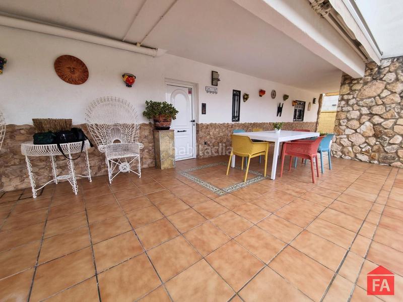 Foto 999994d2-67d1-401c-98c5-ec88f508a154. Casa con riscaldamento parcheggio piscina in Creixell